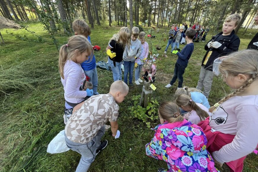 Võib olla pilt järgmisest: 8 inimest