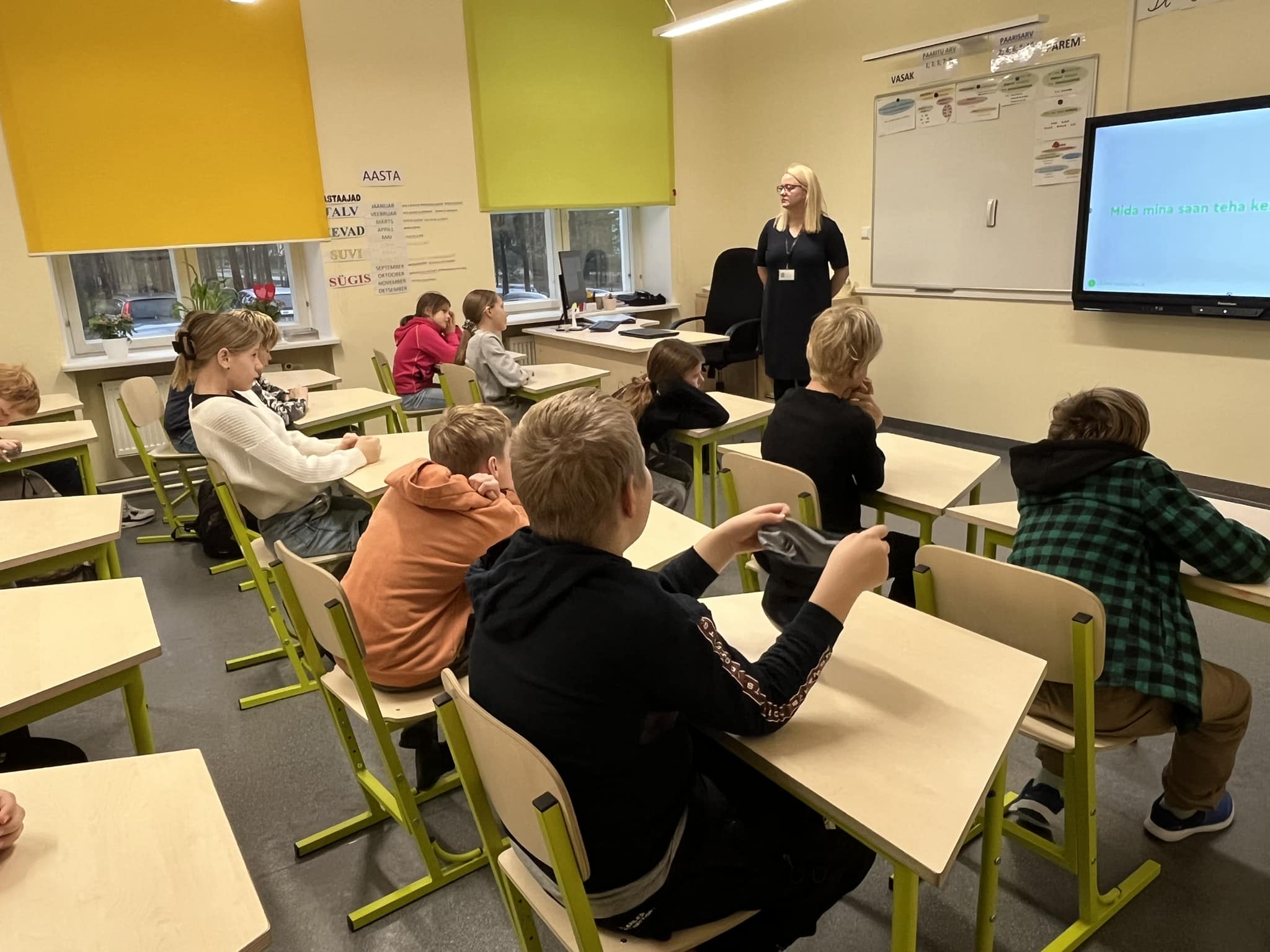 Võib olla pilt järgmisest: 8 inimest ja õppivad inimesed